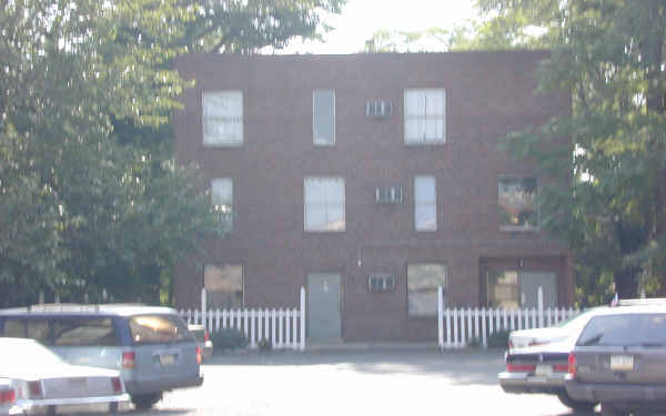 4518-4520 Springfield Ave in Philadelphia, PA - Building Photo