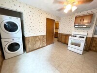 72 Roseclair St photo'