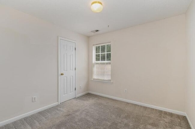 3819 Northlake Dr in Durham, NC - Building Photo - Building Photo