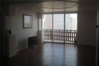 2016 Main St in Houston, TX - Foto de edificio - Building Photo