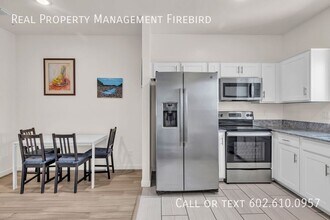 2272 W Harmont Dr in Phoenix, AZ - Building Photo - Building Photo
