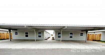 1904 Davenport St in Weslaco, TX - Building Photo - Building Photo