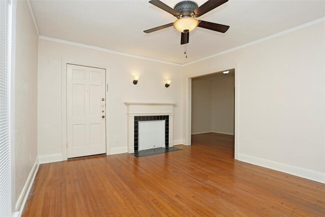 1831 Branard St-Unit -2 in Houston, TX - Building Photo - Building Photo