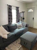 410 Dakota St, Unit Lower in Oshkosh, WI - Building Photo