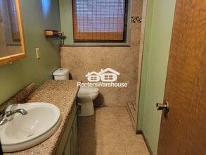 1465 Cottonwood Rd in St. Cloud, MN - Building Photo - Building Photo