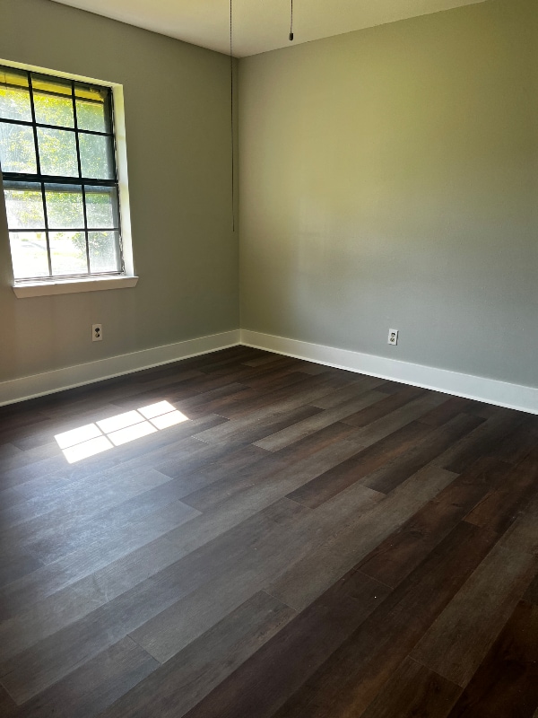 property at 827 Tee St