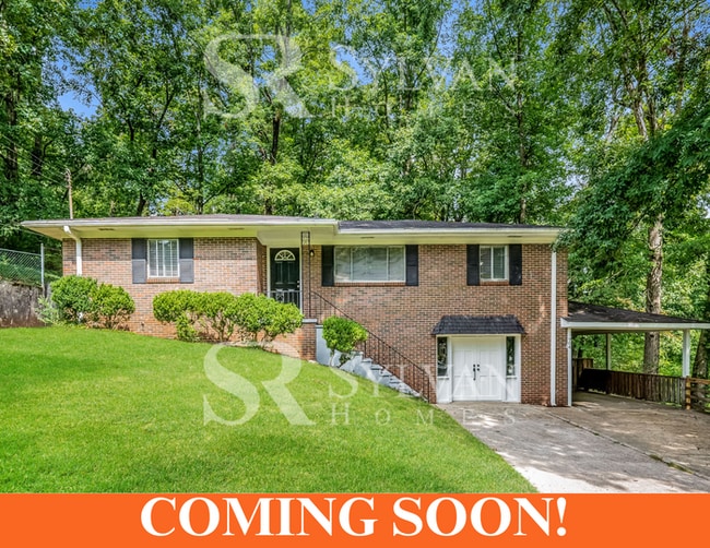property at 904 Sherwood Forest Dr