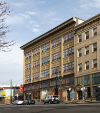 Grand Oak Apartments in Portland, OR - Building Photo - Building Photo