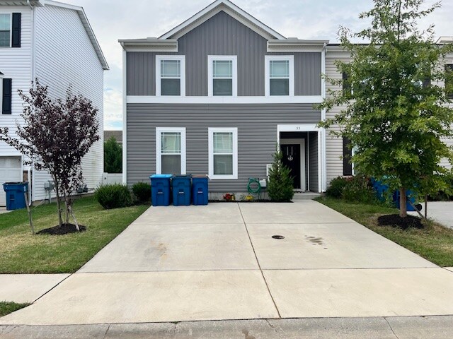 55 Pepperwood Dr in Wyoming, DE - Building Photo