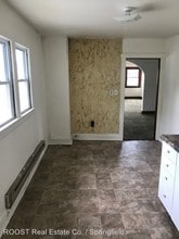 1530 W High St in Springfield, OH - Building Photo - Building Photo