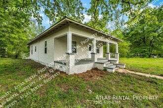 259 2nd St NE in Carbon Hill, AL - Building Photo - Building Photo