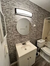 9700 Leawood Blvd in Houston, TX - Building Photo - Building Photo