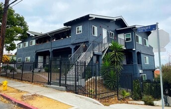 1625 Vineyard Ave in Los Angeles, CA - Building Photo - Primary Photo