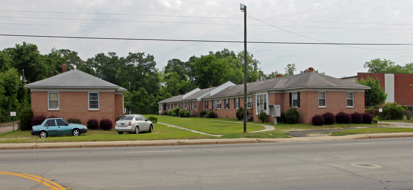 237 Broad St in Sumter, SC - Building Photo