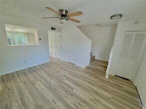 12032 Tift Cir in Orlando, FL - Building Photo - Building Photo
