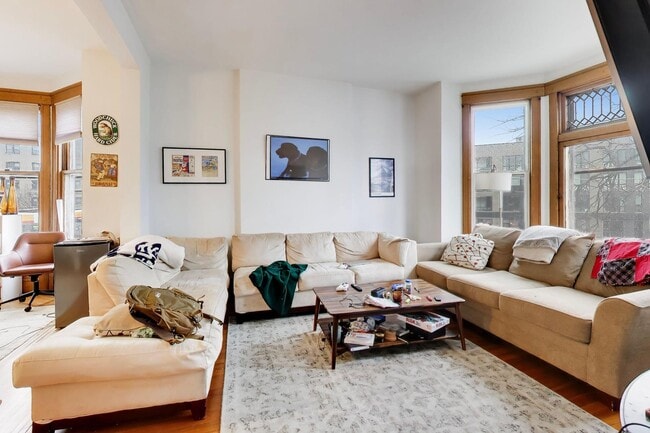 2815 N Racine Ave in Chicago, IL - Building Photo - Building Photo