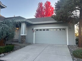 6615 Aston Cir in Sparks, NV - Building Photo