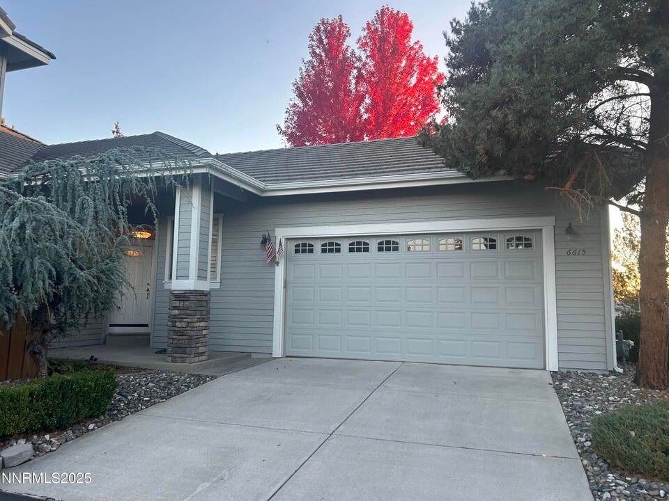 6615 Aston Cir in Sparks, NV - Building Photo