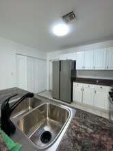 1010-1012-1012 NW 3rd Ave in Fort Lauderdale, FL - Building Photo - Building Photo