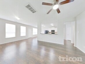 1411 Seagler Pond Ln in Houston, TX - Building Photo - Building Photo