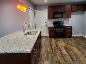 4025 Colonial Sun Dr in San Antonio, TX - Foto de edificio - Building Photo
