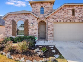 8409 Prairie Rye Dr in Lago Vista, TX - Building Photo