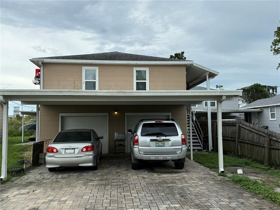 2406 51st Ave N in St. Petersburg, FL - Building Photo
