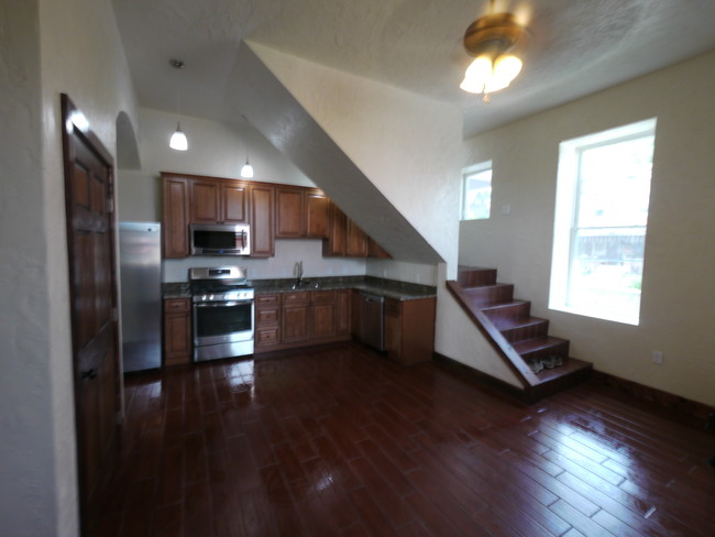 3454 California Ave, Unit 1