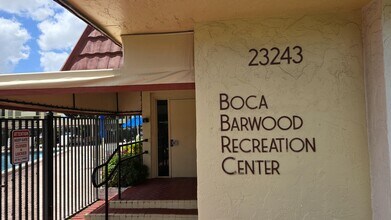 23305 Barwood Ln N in Boca Raton, FL - Building Photo - Building Photo
