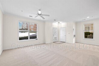 11375 Aristotle Dr in Fairfax, VA - Building Photo - Building Photo