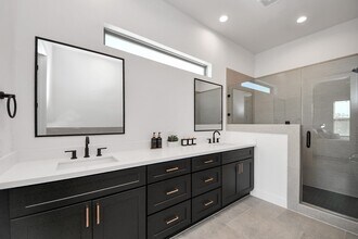 2524 Live Oak St in Houston, TX - Building Photo - Building Photo