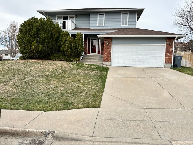 property at 802 Colony Ct