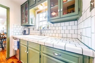 3305 Larry Ln in Austin, TX - Building Photo - Building Photo