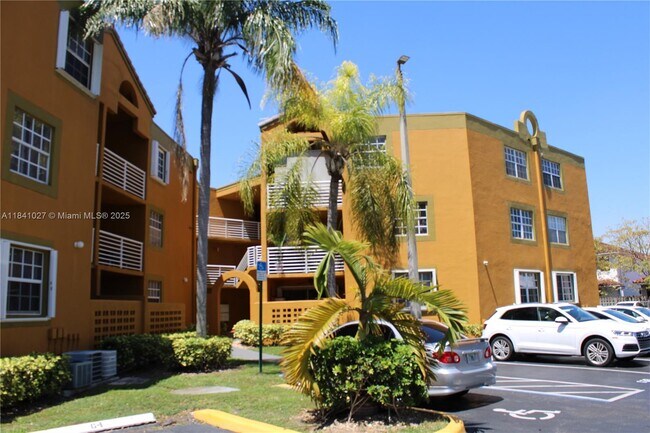property at 9735 Fontainebleau Blvd