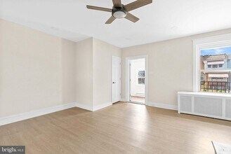 5803 Brush Rd in Philadelphia, PA - Building Photo - Building Photo