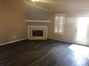 1805 76th St in Lubbock, TX - Building Photo - Building Photo