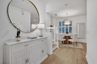 642 NW 38th Cir in Boca Raton, FL - Building Photo - Building Photo