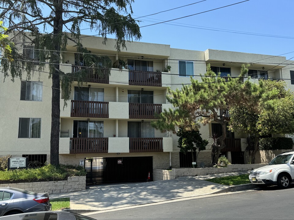 Amber Crest Apartments in Los Angeles, CA - Foto de edificio