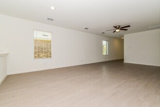 1720 Crossbill St in Forney, TX - Building Photo - Building Photo