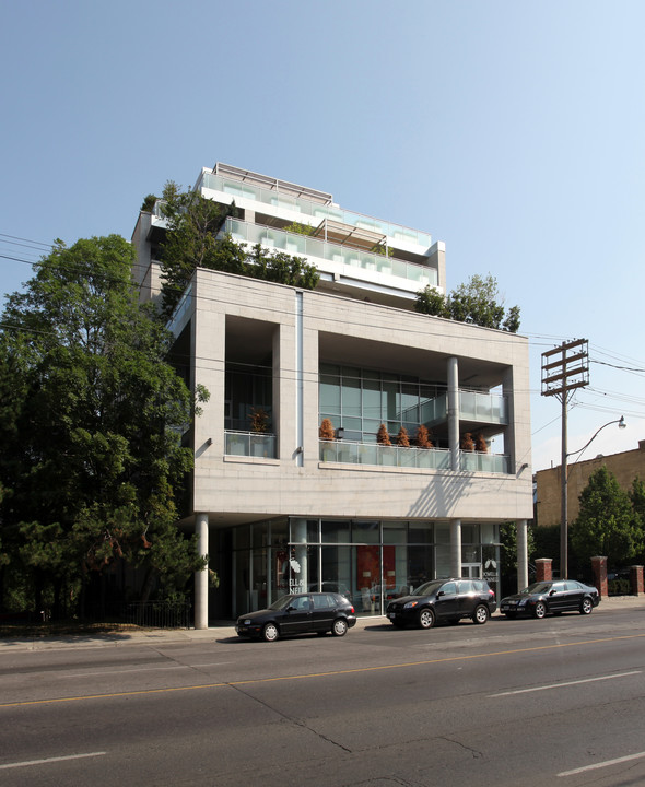 236-238 Davenport Rd in Toronto, ON - Building Photo