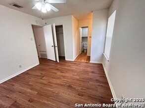 6313 Waddesdon Wood in San Antonio, TX - Building Photo - Building Photo