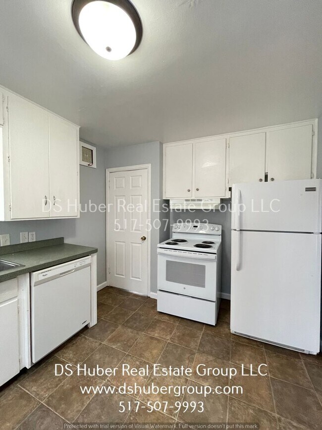 property at 413 S Fairview Ave