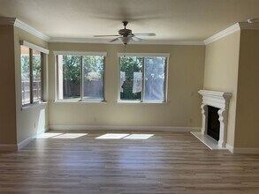 11214 N Via Trevisio Way in Fresno, CA - Building Photo - Building Photo