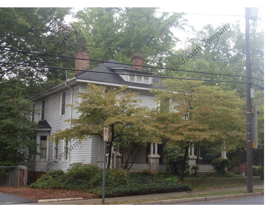 224 E Park Ave in Greenville, SC - Building Photo