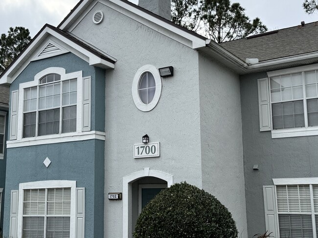 property at 1717 County Rd 220