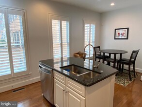 407 Oronoco St in Alexandria, VA - Building Photo - Building Photo