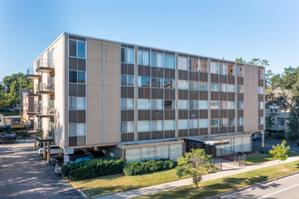 Bradford House in Ann Arbor, MI - Foto de edificio - Primary Photo