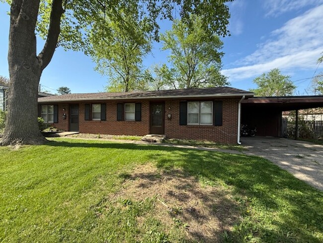 property at 2006 Rainbow View