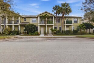 2124 SE Eatonville Dr in Port St. Lucie, FL - Building Photo