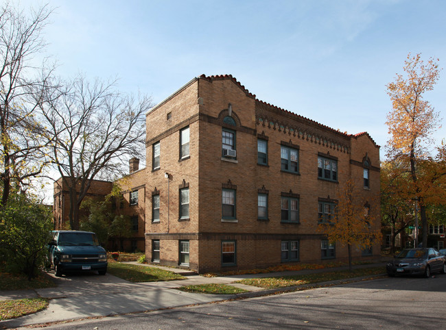 3305 Fremont Ave S in Minneapolis, MN - Building Photo - Building Photo